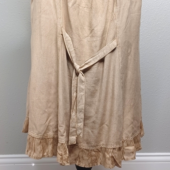 Soft Surroundings Embroidered Lagenlook Boho Sleeveless Tie Back Blouse - Picture 8 of 13